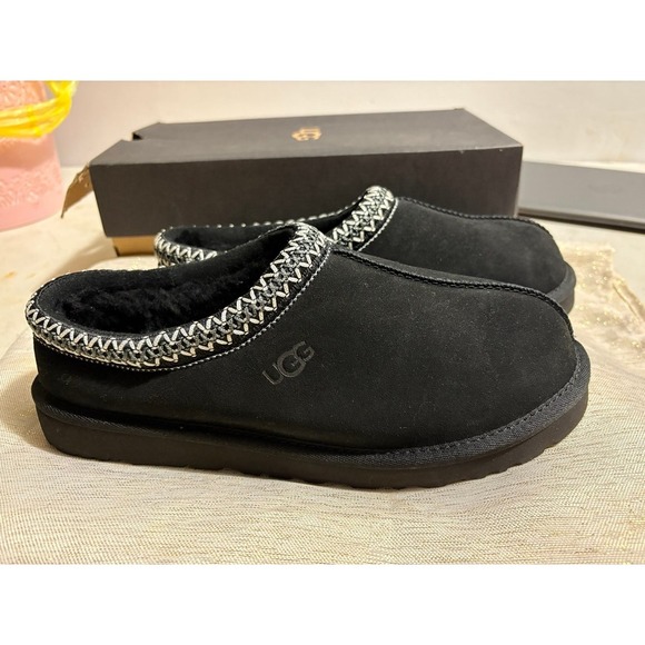 UGG size 9 Brand new tasman - Picture 2 of 5